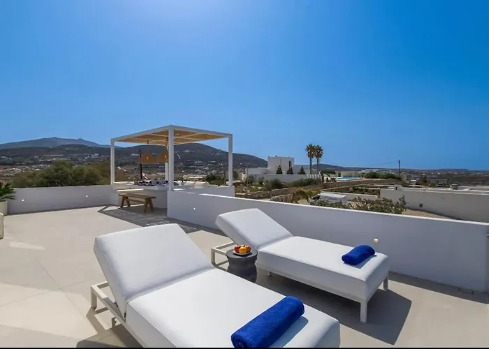 Endless Blue * Sarakiniko (Paros)